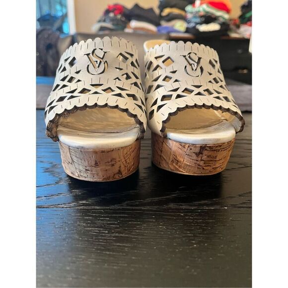 Victoria’s Secret Vintage White Cut Out Logo Cork Wedge Sandals sz 6.5 - Picture 5 of 8